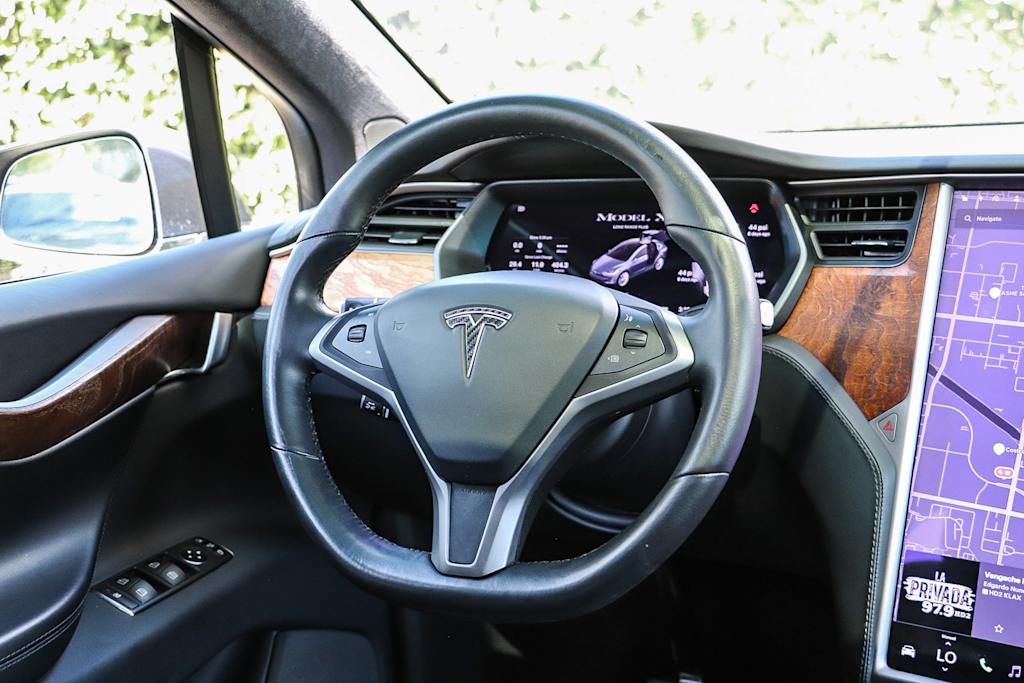 Thumbnail: 2020 Tesla Model X - 8