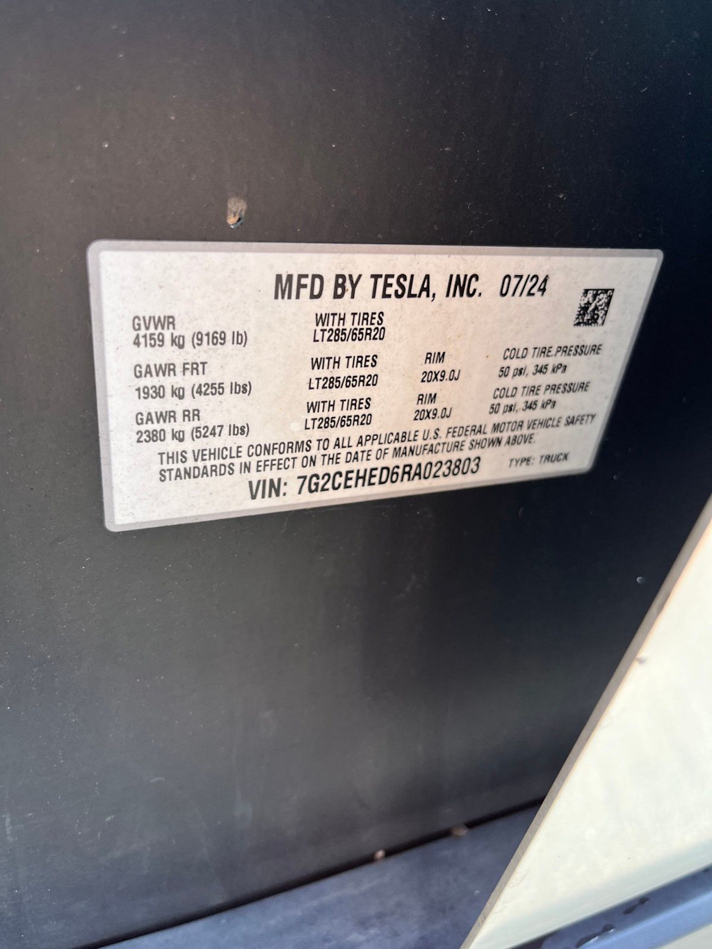 Thumbnail: 2024 Tesla Cybertruck - 8