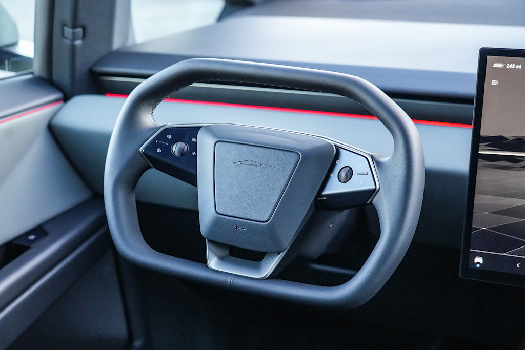 Thumbnail: 2026 Tesla Cybertruck - 6