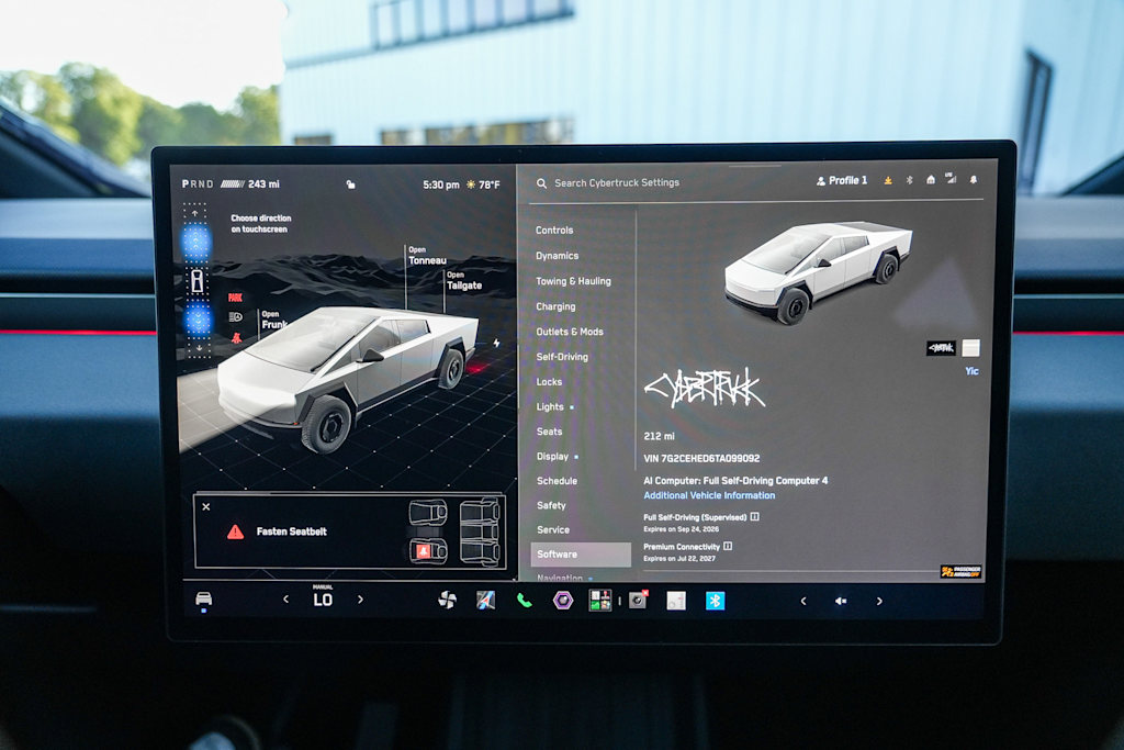 Thumbnail: 2026 Tesla Cybertruck - 21
