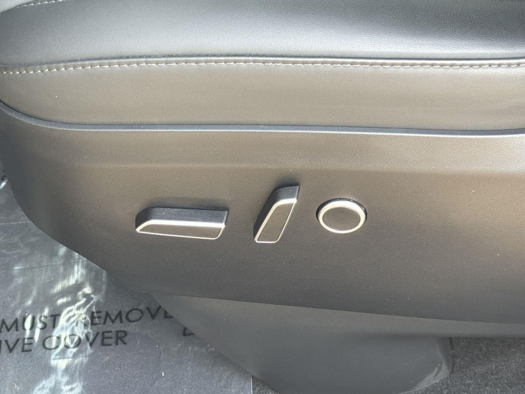 Thumbnail: 2024 Tesla Model X - 31