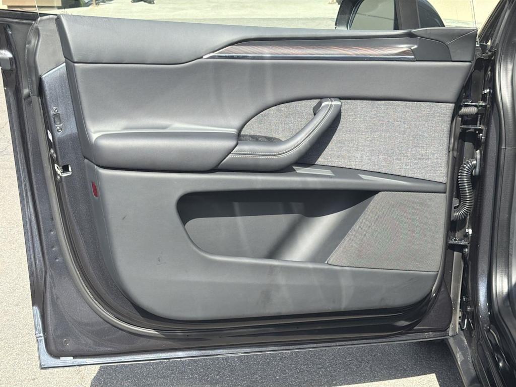 Thumbnail: 2024 Tesla Model X - 29