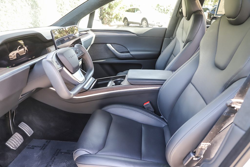 Thumbnail: 2024 Tesla Model X - 9