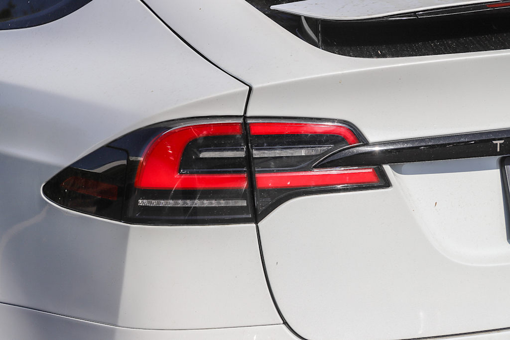 Thumbnail: 2024 Tesla Model X - 19