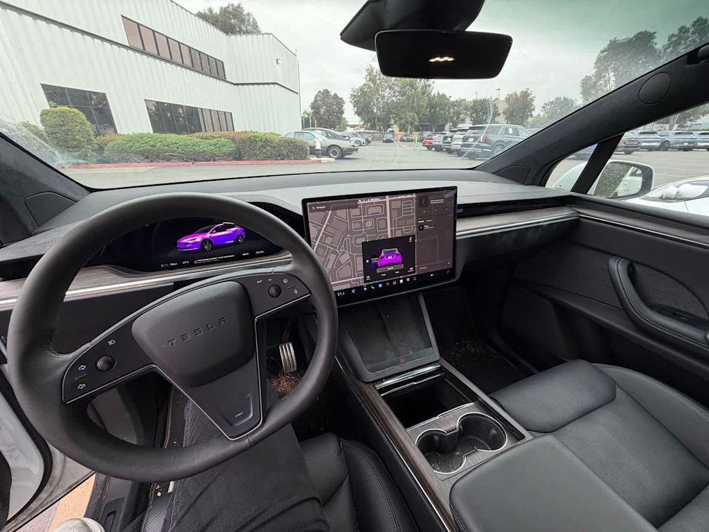 Thumbnail: 2023 Tesla Model X - 2