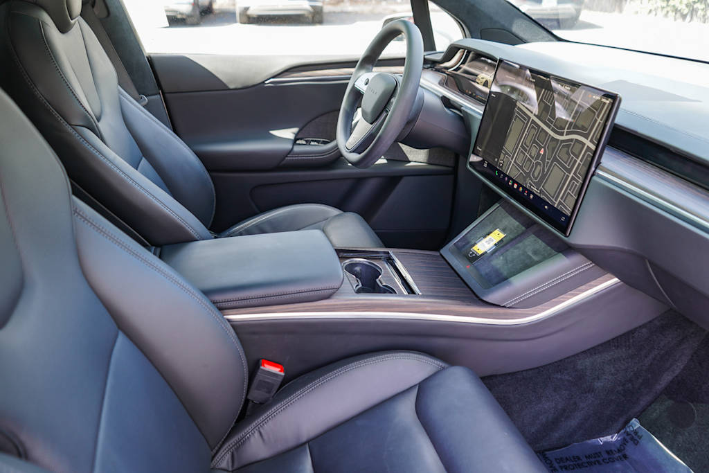 Thumbnail: 2023 Tesla Model X - 9