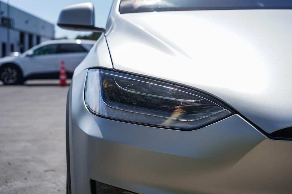 Thumbnail: 2023 Tesla Model X - 20