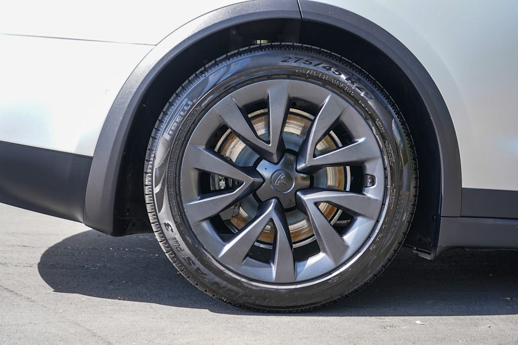 Thumbnail: 2023 Tesla Model X - 7