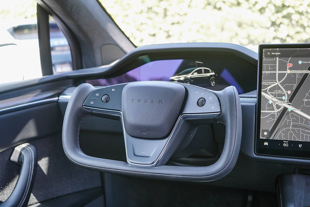 Thumbnail: 2023 Tesla Model X - 8