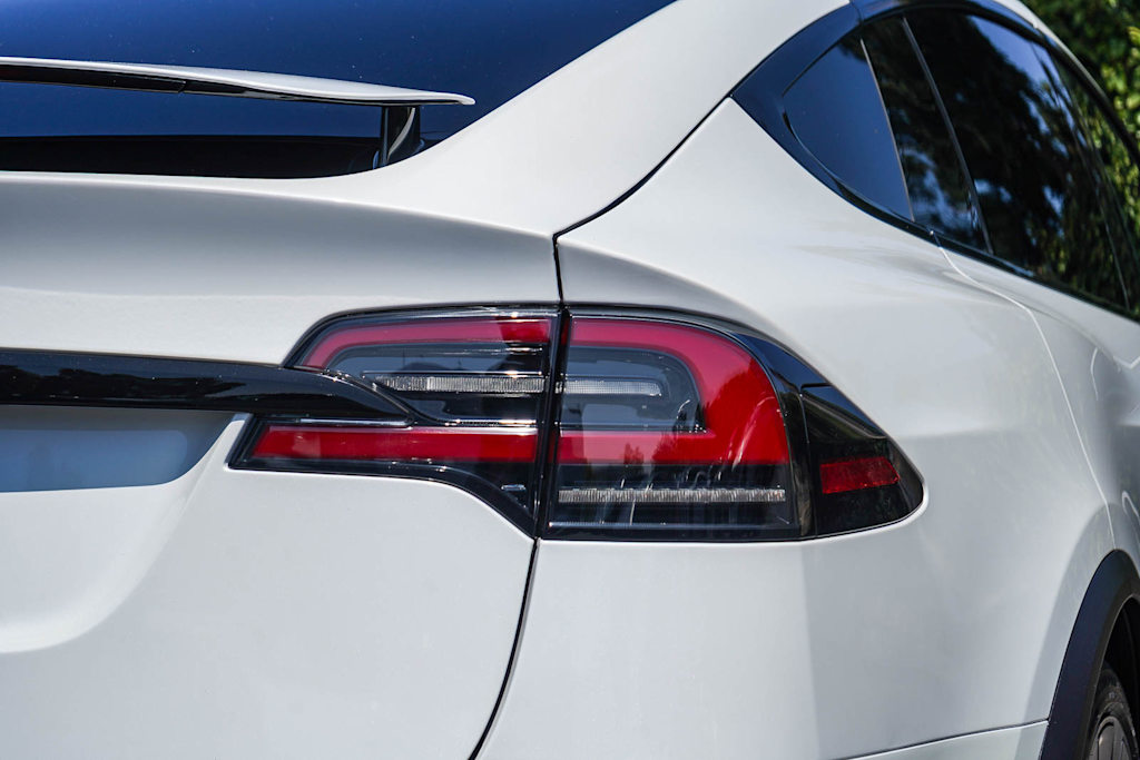 Thumbnail: 2023 Tesla Model X - 16