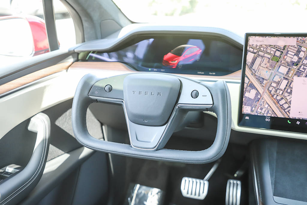 Thumbnail: 2025 Tesla Model X - 7