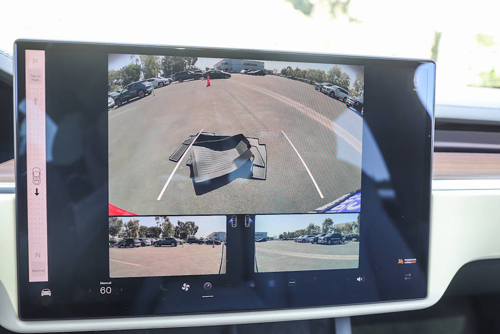 Thumbnail: 2025 Tesla Model X - 26