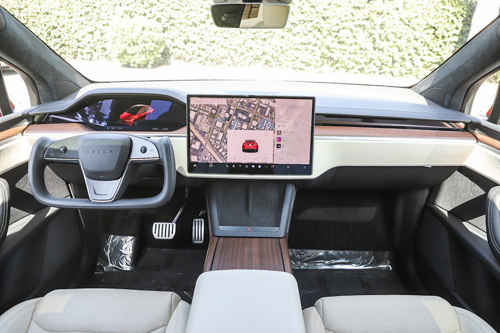 Thumbnail: 2025 Tesla Model X - 2