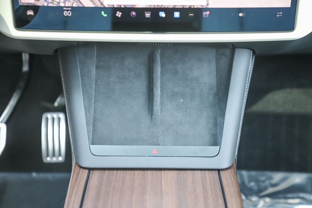 Thumbnail: 2025 Tesla Model X - 22