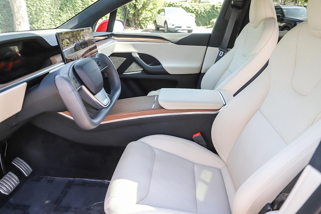 Thumbnail: 2025 Tesla Model X - 9