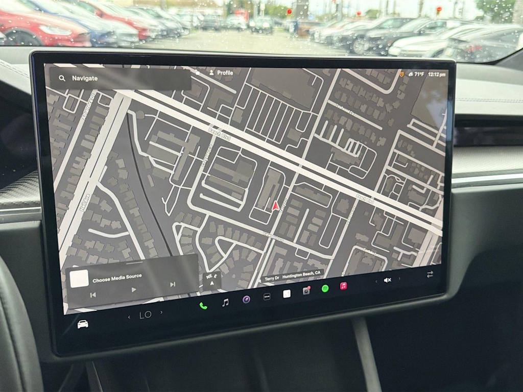 Thumbnail: 2023 Tesla Model X - 11