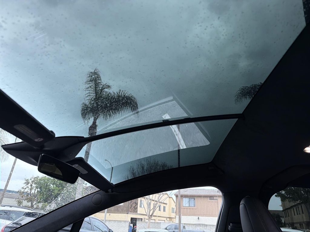 Thumbnail: 2023 Tesla Model X - 18