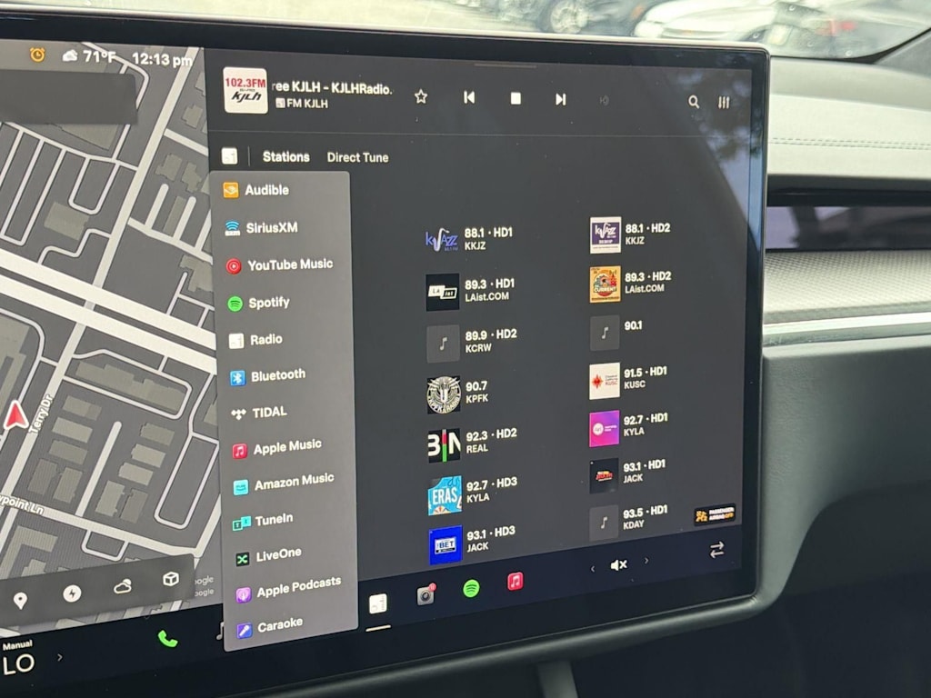 Thumbnail: 2023 Tesla Model X - 25