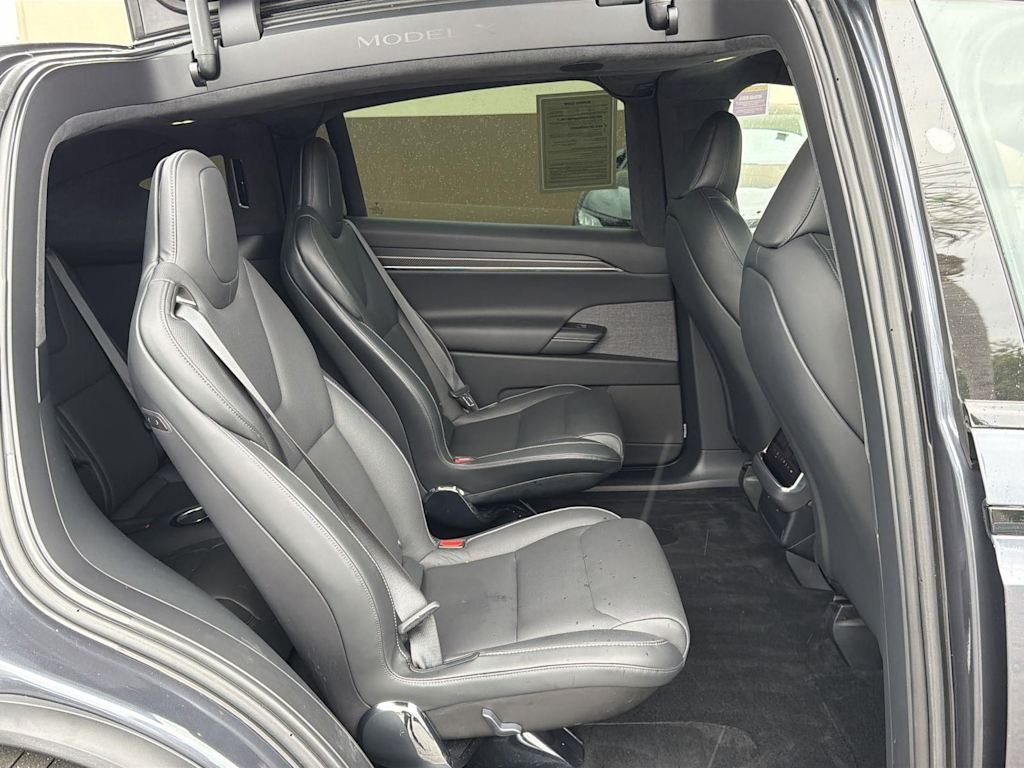 Thumbnail: 2023 Tesla Model X - 35