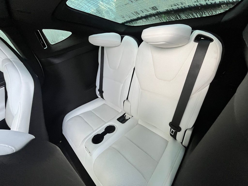 Thumbnail: 2022 Tesla Model X - 8