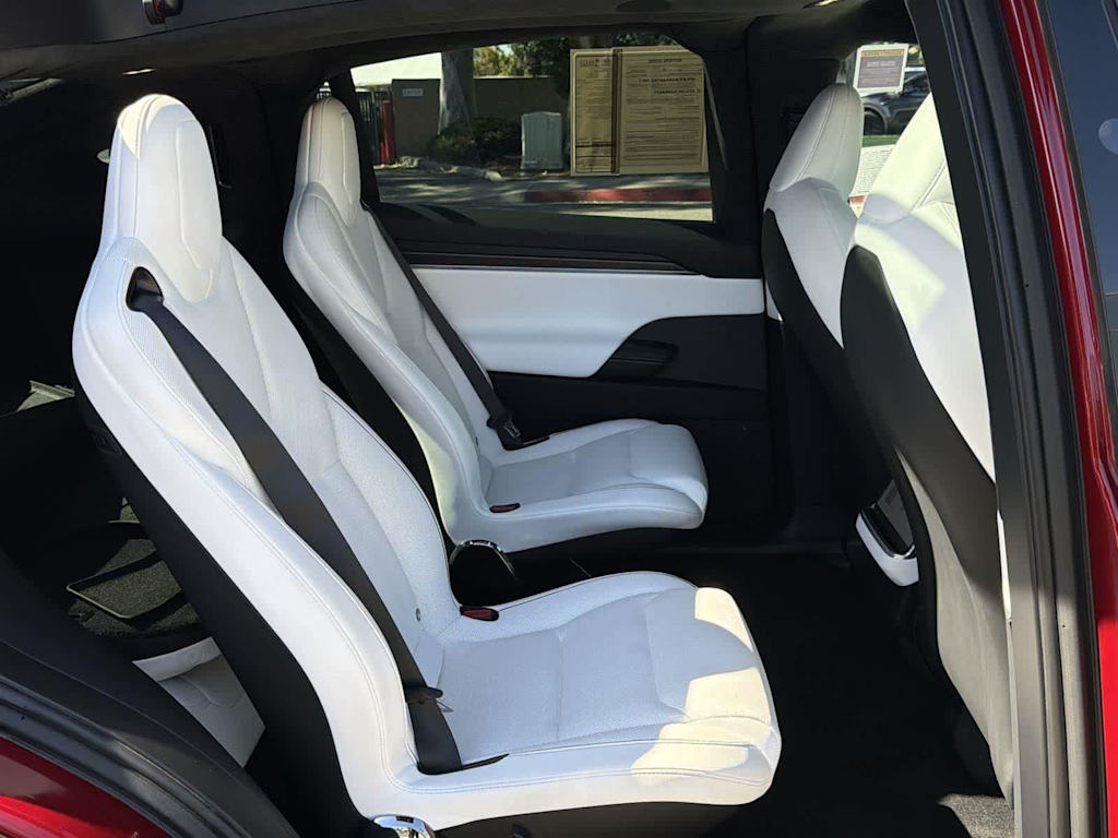 Thumbnail: 2023 Tesla Model X - 36
