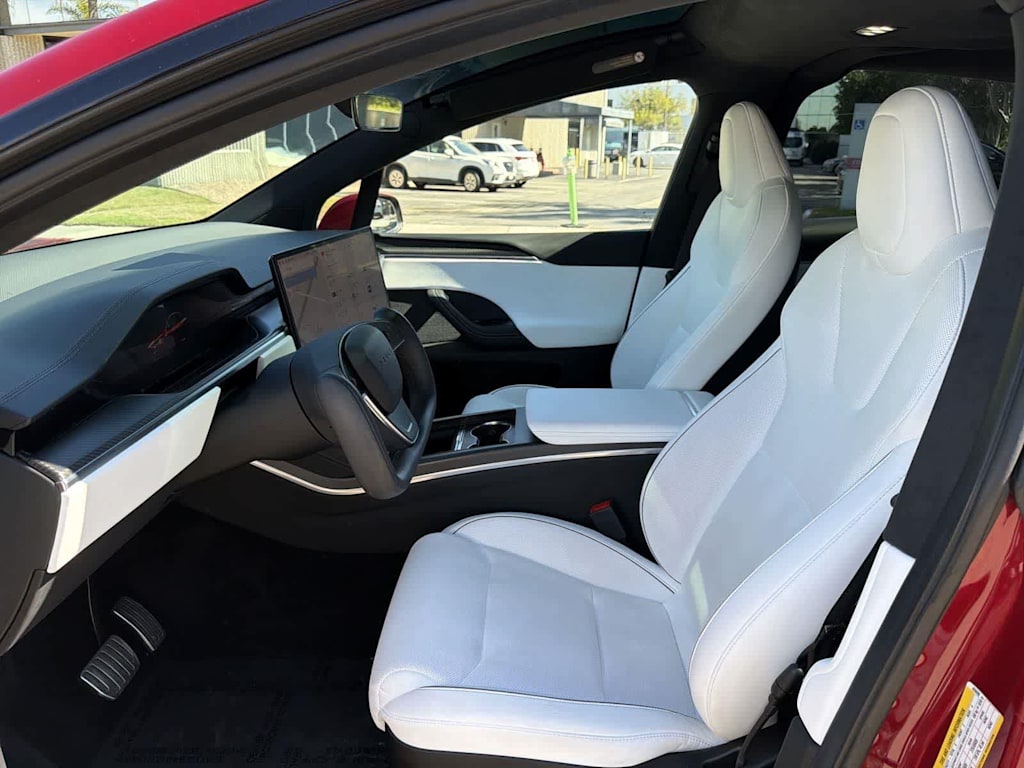 Thumbnail: 2023 Tesla Model X - 10