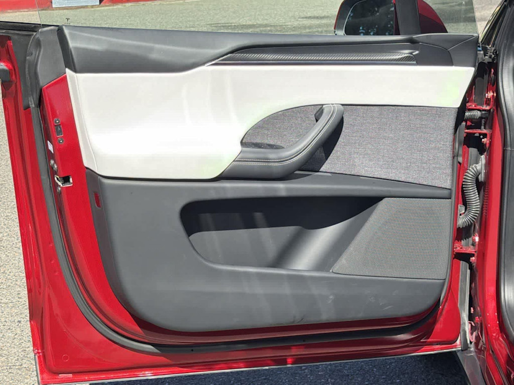 Thumbnail: 2023 Tesla Model X - 30
