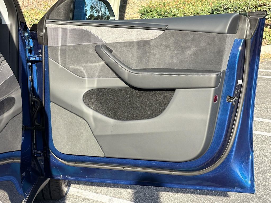 Thumbnail: 2026 Tesla Model Y - 36