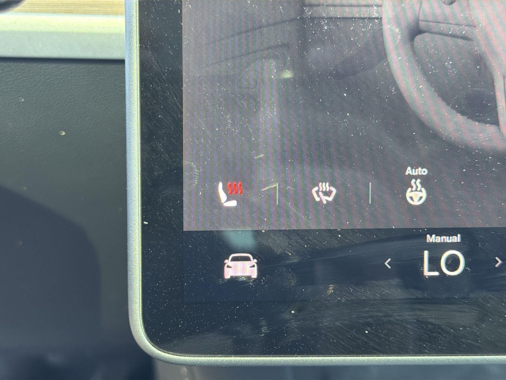 Thumbnail: 2024 Tesla Model Y - 29