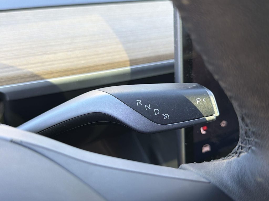 Thumbnail: 2024 Tesla Model Y - 24