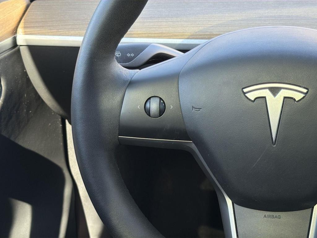 Thumbnail: 2024 Tesla Model Y - 21