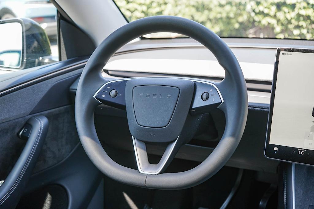 Thumbnail: 2026 Tesla Model Y - 6