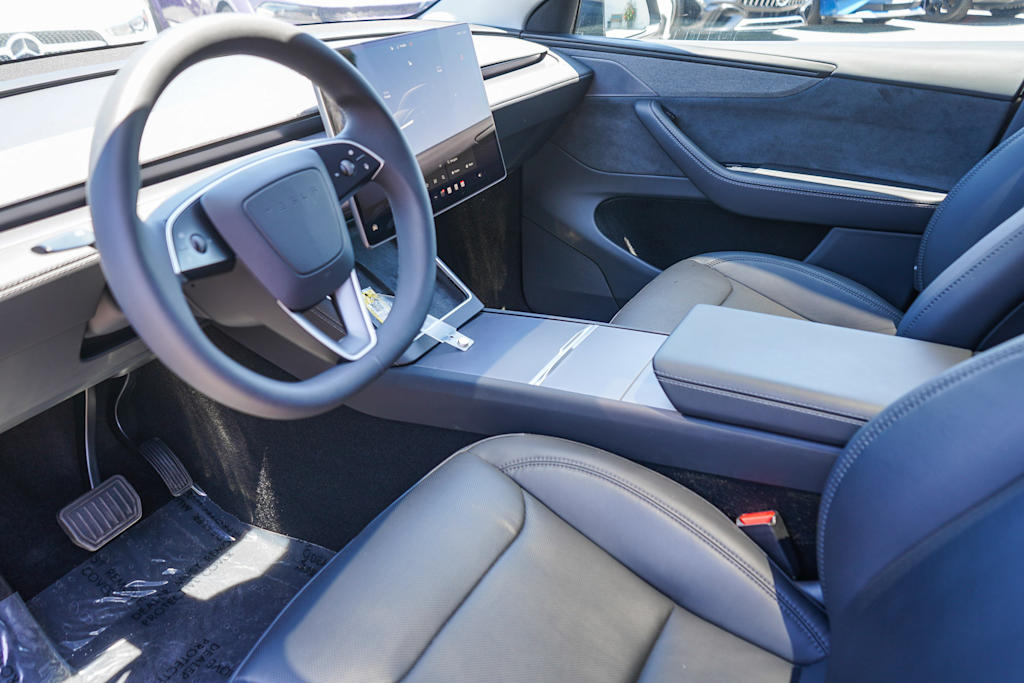 Thumbnail: 2026 Tesla Model Y - 10