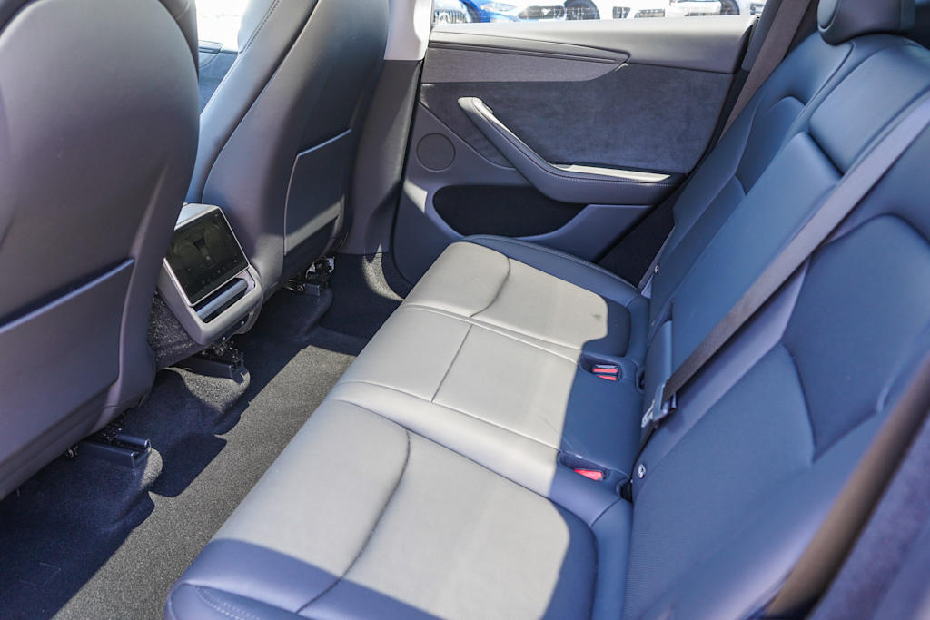 Thumbnail: 2026 Tesla Model Y - 9