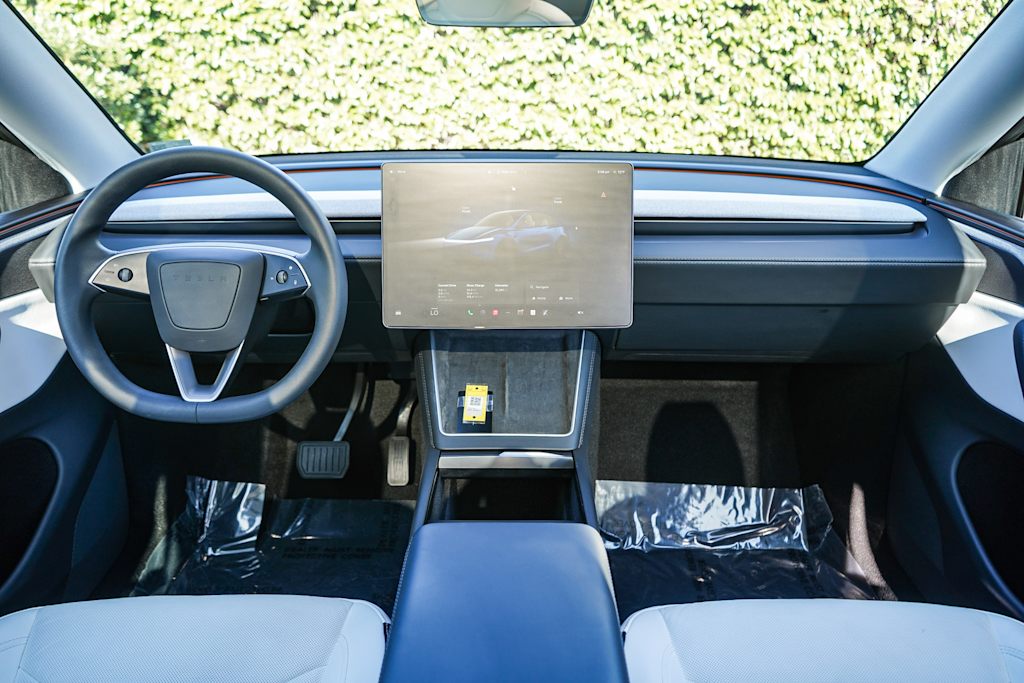 Thumbnail: 2026 Tesla Model Y - 2