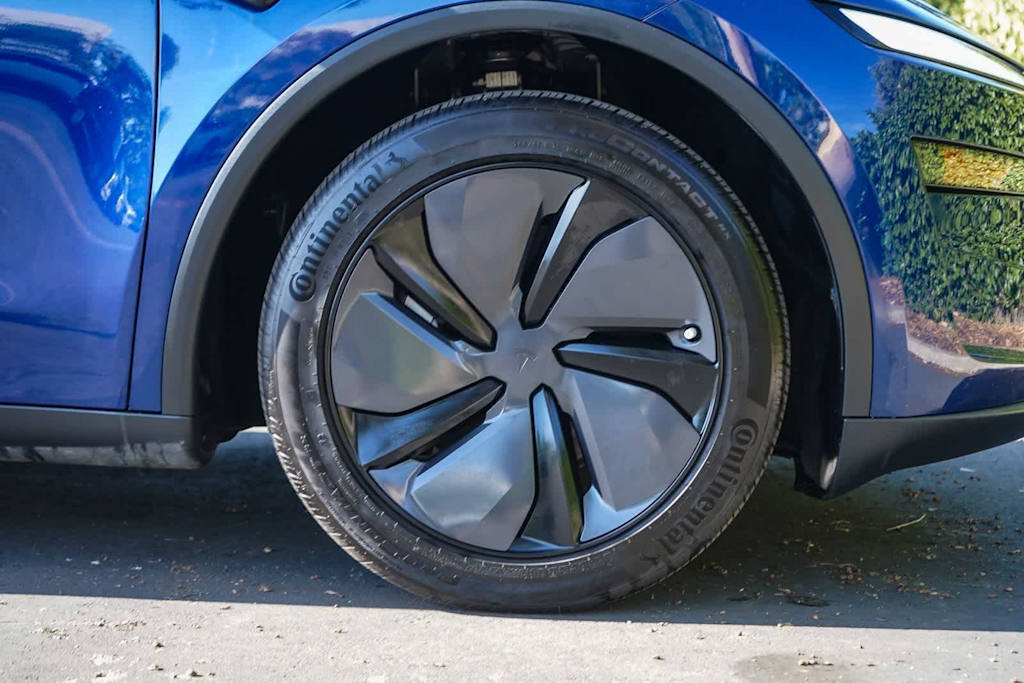 Thumbnail: 2026 Tesla Model Y - 18