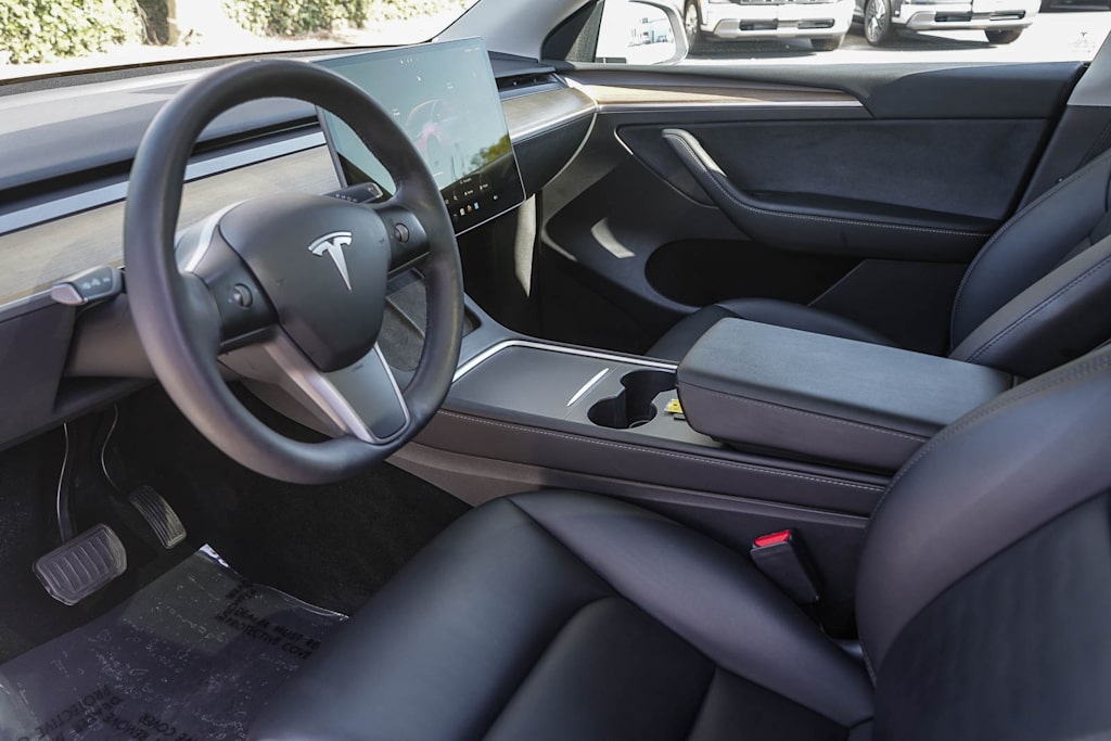 Thumbnail: 2023 Tesla Model Y - 11