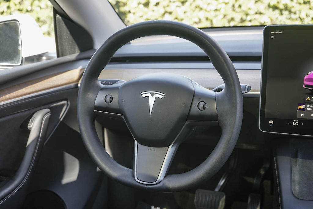 Thumbnail: 2023 Tesla Model Y - 7