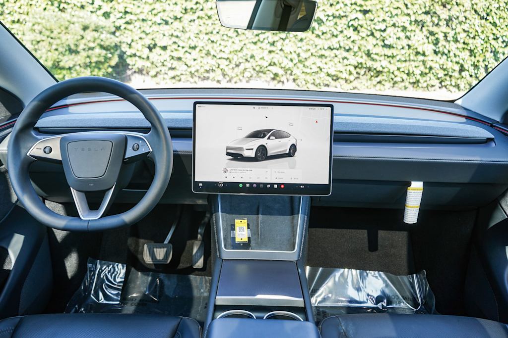 Thumbnail: 2026 Tesla Model Y - 2