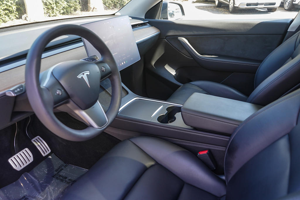 Thumbnail: 2022 Tesla Model Y - 11