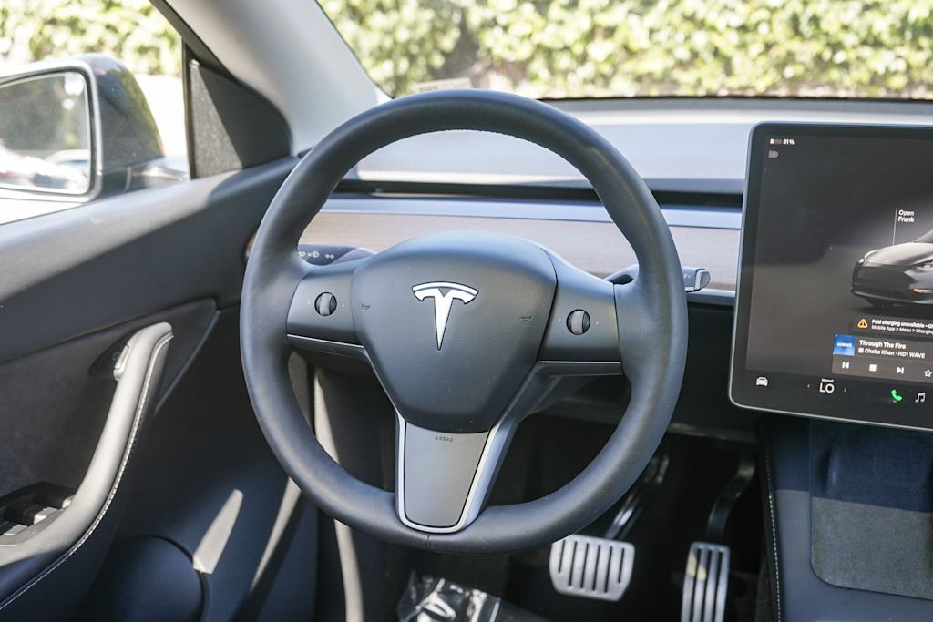 Thumbnail: 2022 Tesla Model Y - 8
