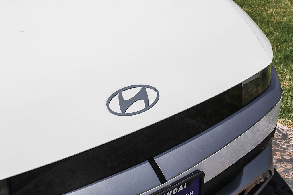 Thumbnail: 2026 Hyundai Ioniq 5 - 6
