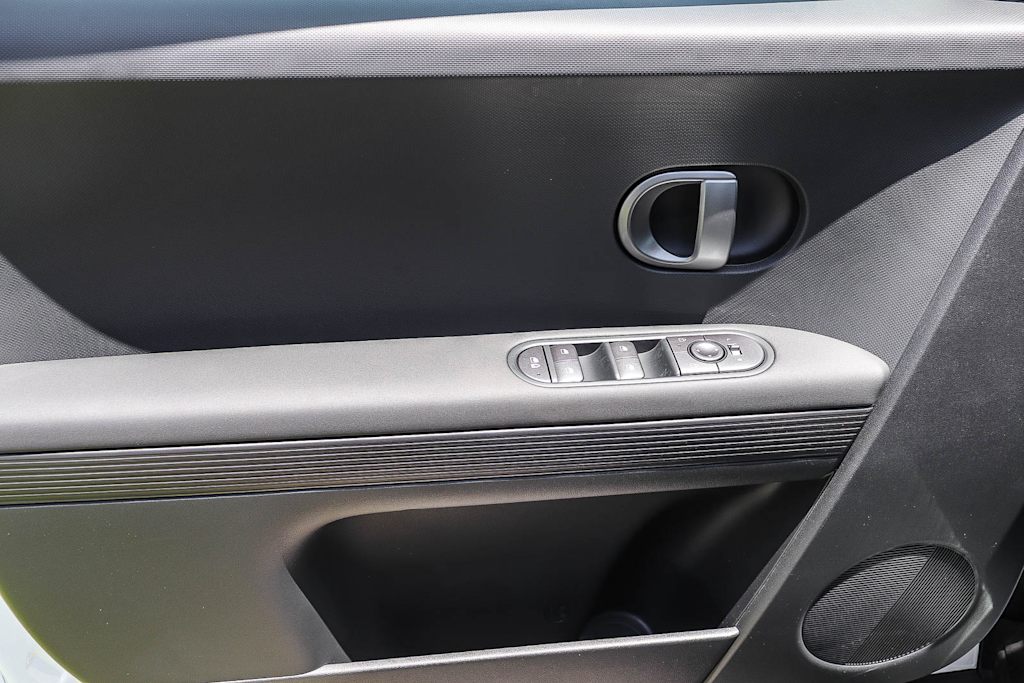 Thumbnail: 2026 Hyundai Ioniq 5 - 25