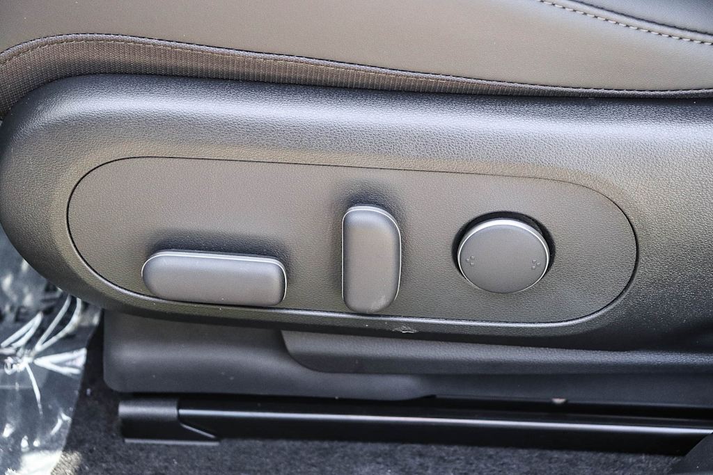 Thumbnail: 2026 Hyundai Ioniq 5 - 26