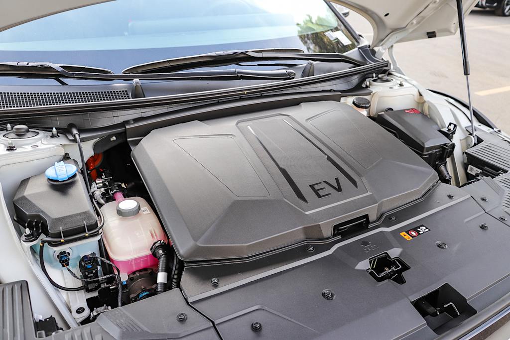 Thumbnail: 2026 Hyundai Ioniq 5 - 8