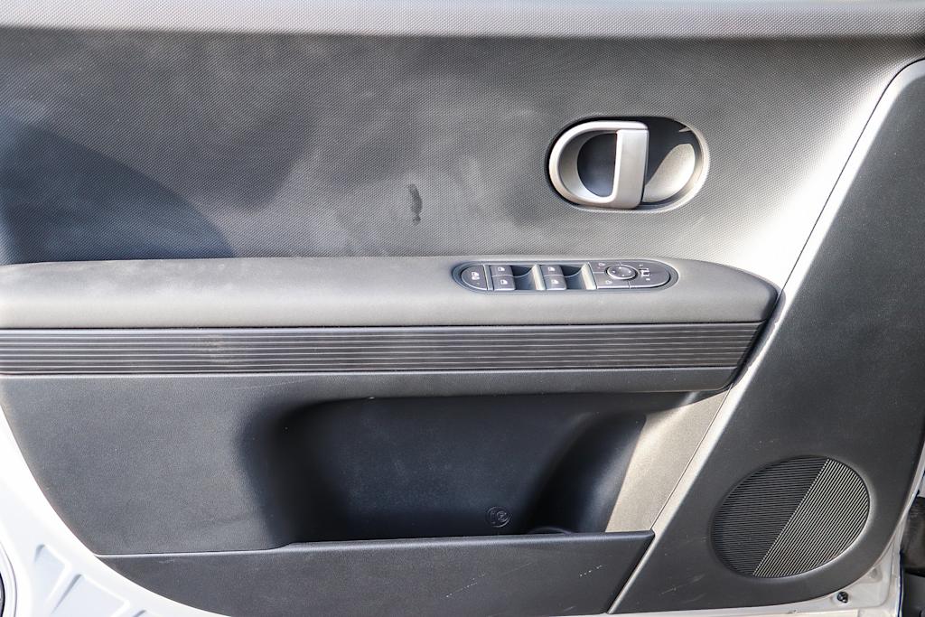 Thumbnail: 2026 Hyundai Ioniq 5 - 26