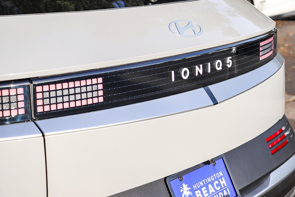 Thumbnail: 2026 Hyundai Ioniq 5 - 21