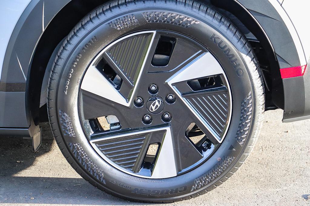 Thumbnail: 2026 Hyundai Ioniq 5 - 22