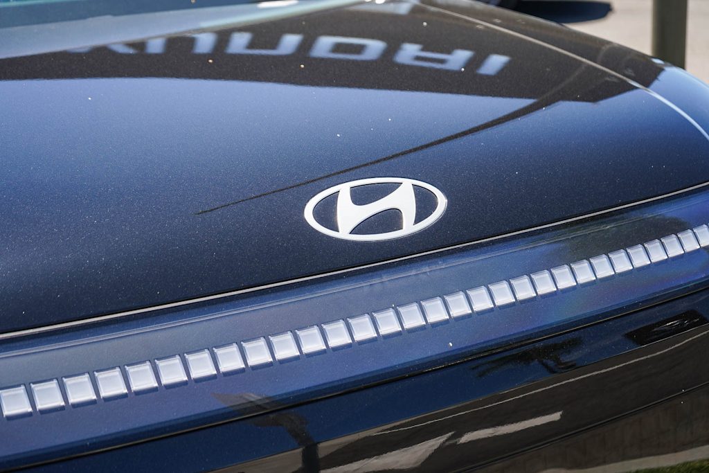 Thumbnail: 2026 Hyundai Ioniq - 6