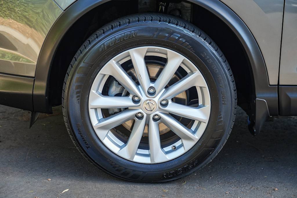 Thumbnail: 2018 Nissan Rogue Sport - 22
